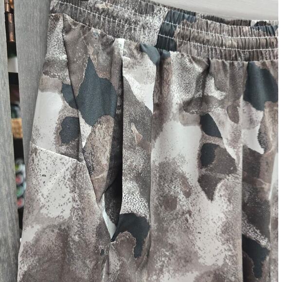 Men's Unlined Run Shorts 7" | All in Motion | Small - Picture 4 of 12